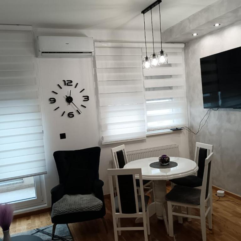 City011 apartman - Apartman sa Terasom - 9