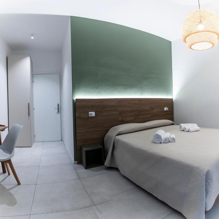 Dantis Rooms - Camera Tripla con Balcone - 22