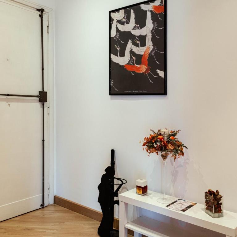 Casa di Massimo - Appartamento con 2 Camere da Letto e Balcone - 2