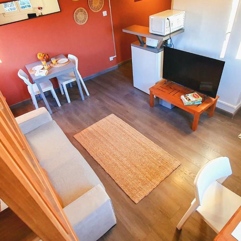 Le nid des Teinturiers - rooftop view - AC - One-Bedroom Apartment - 7