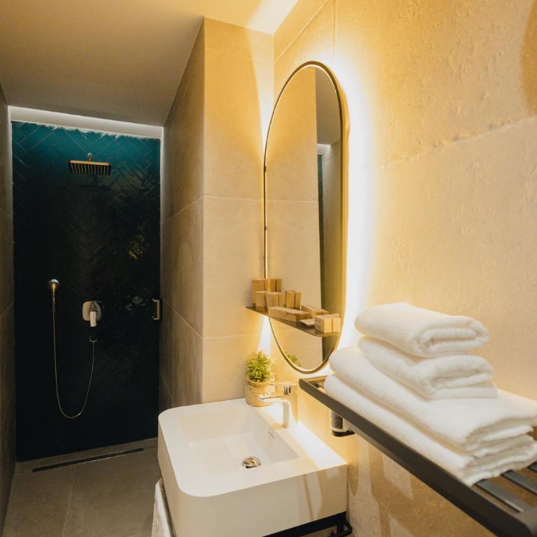 Hotel Flaneur - Superior Dvokrevetna Soba sa Bračnim Krevetom - 4