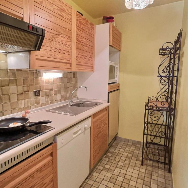 Grand studio mezzanine avec parking couvert, proche des pistes - FR-1-411-868 - Apartamento - 9
