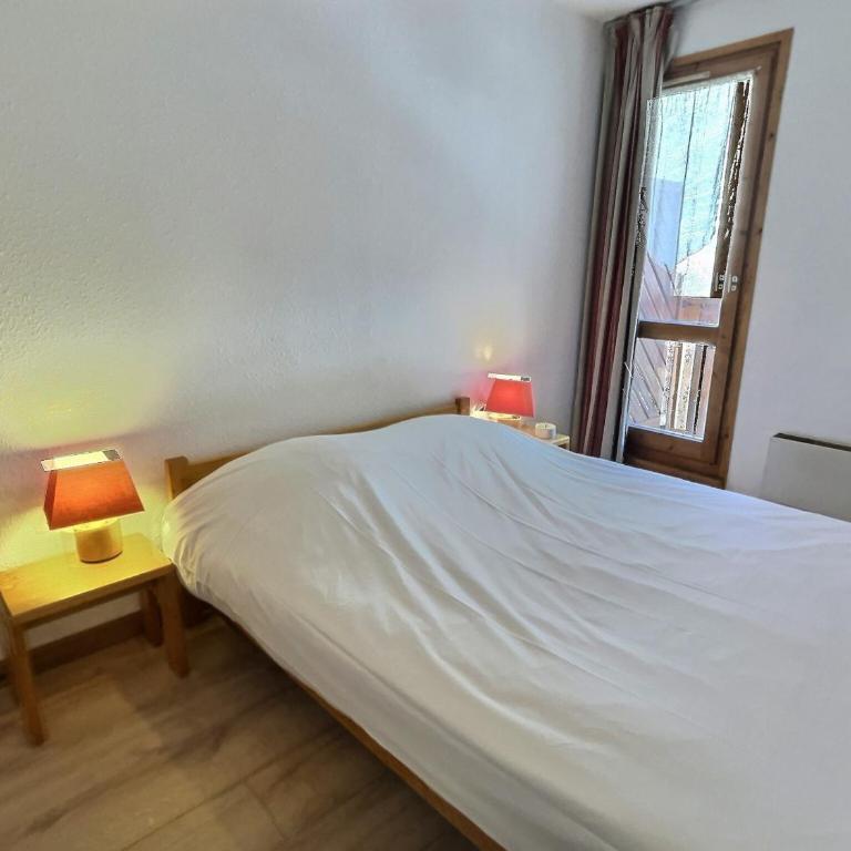 Grand studio mezzanine avec parking couvert, proche des pistes - FR-1-411-868 - Apartamento - 11