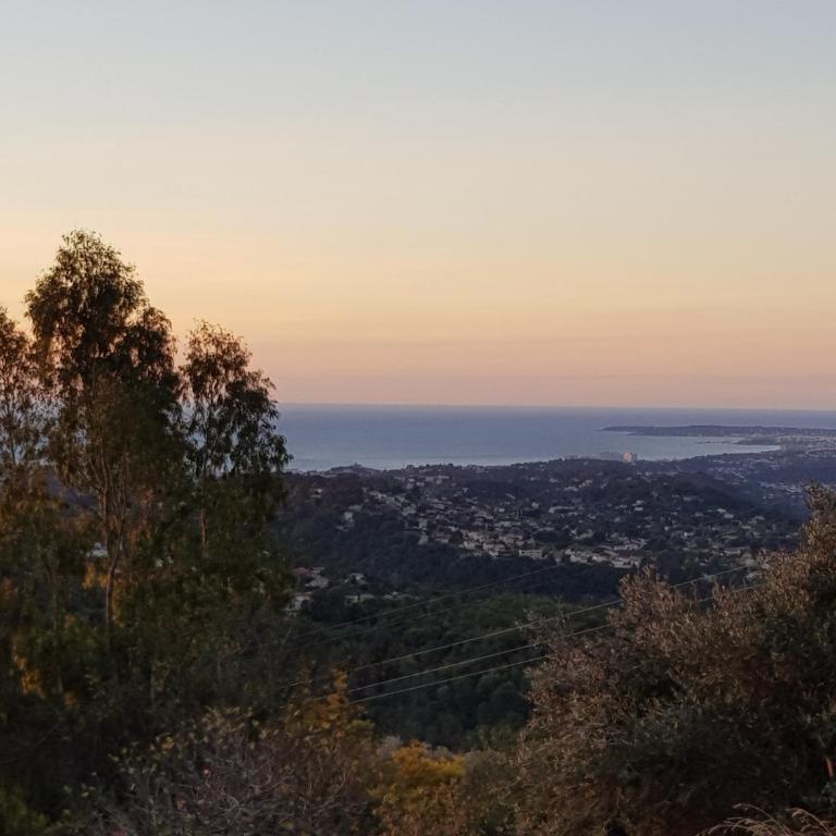 Appartement VUE MER an der Côte d'Azur für 2-3 Personen mit Gartenanteil - Appartement 1 Chambre - Vue sur Mer - 8