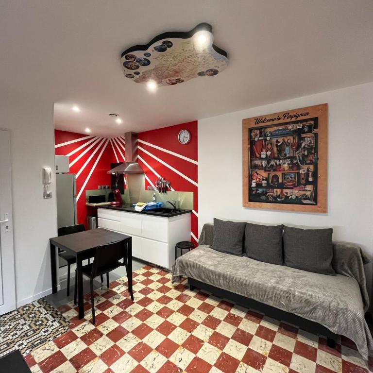 Maison de Majorque-Appartements - Apartment 4 with Balcony 1st Floor - 12