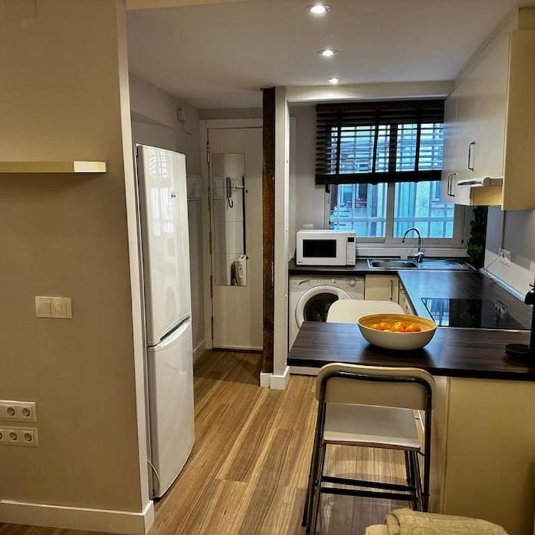 estudio en el centro de Madrid - One-Bedroom Apartment - 1