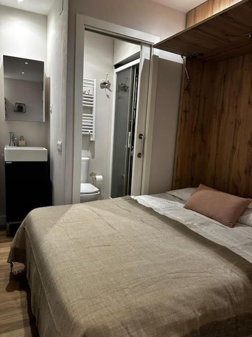 estudio en el centro de Madrid - One-Bedroom Apartment - 8