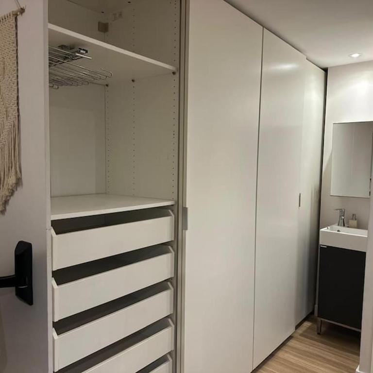 estudio en el centro de Madrid - One-Bedroom Apartment - 13