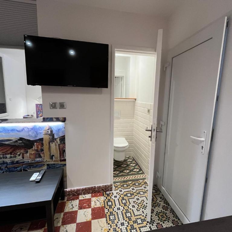 Maison de Majorque-Appartements - Apartment 4 with Balcony 1st Floor - 2
