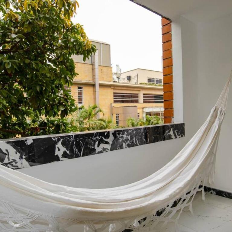 Apartamento Ejecutivo El Poblado Renta Larga 28 dias Amueblado WiFi - Three-Bedroom Apartment - 6