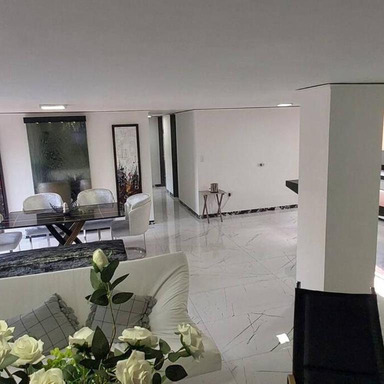 Apartamento Ejecutivo El Poblado Renta Larga 28 dias Amueblado WiFi - Three-Bedroom Apartment - 25