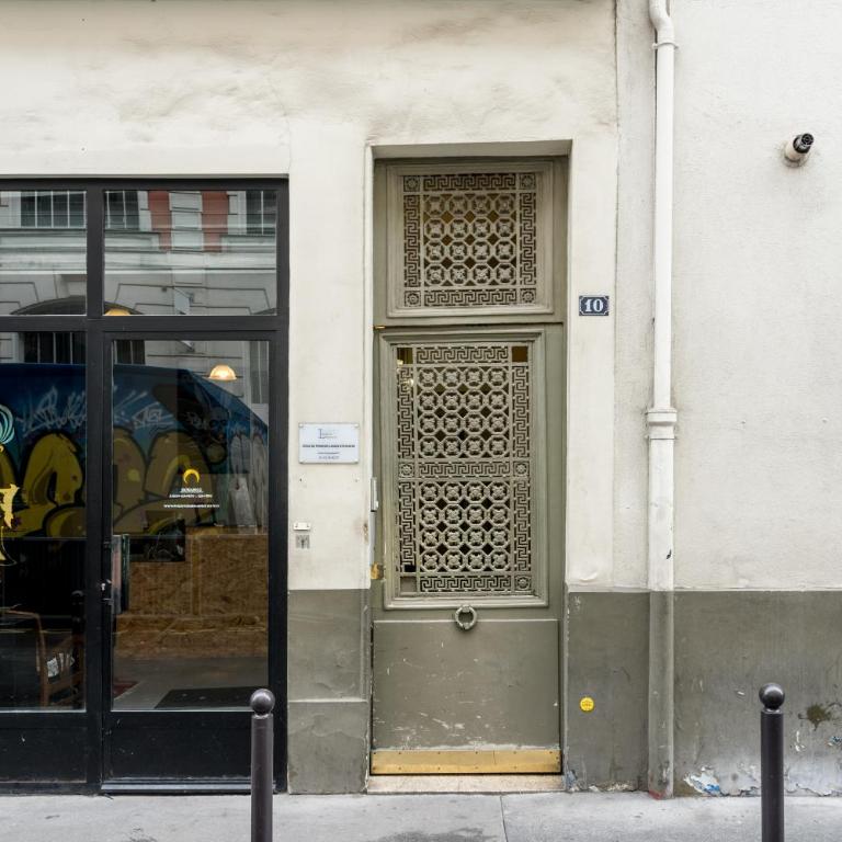Elegant and Modern Parisian Charm - Appartement Deluxe - 2