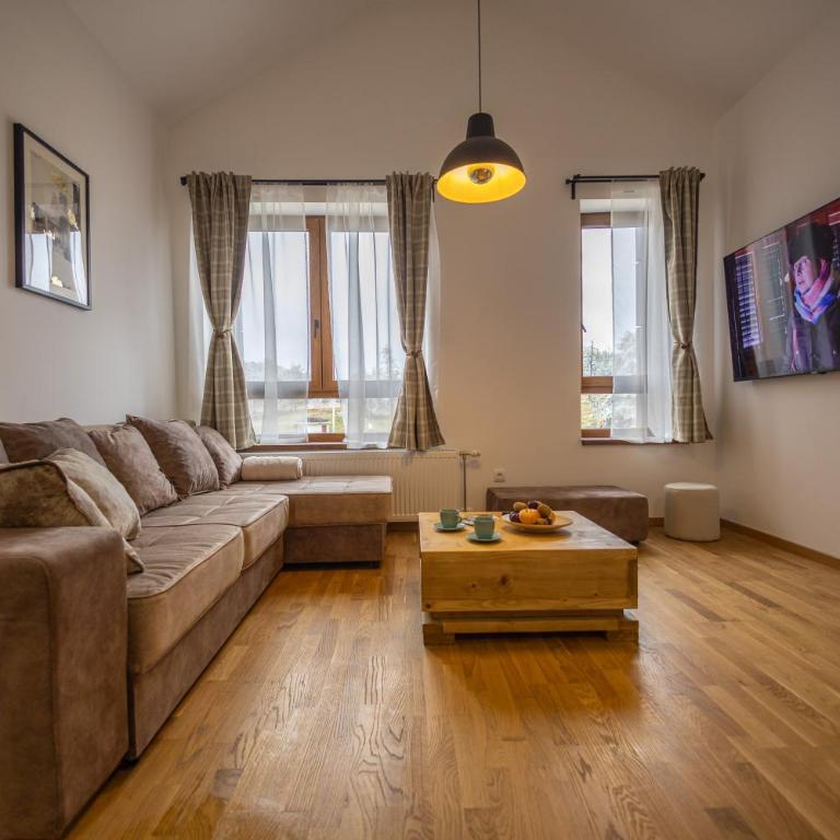 Apartmani RAZVIGORA - DivčiNova - Two-Bedroom Apartment - 4