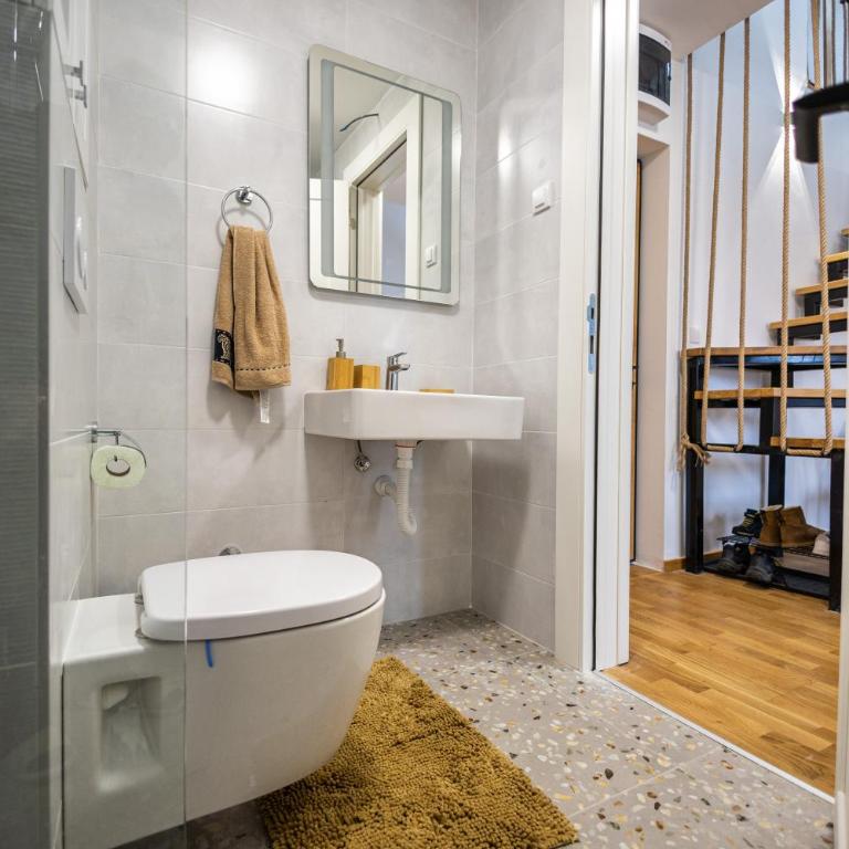Apartmani RAZVIGORA - DivčiNova - Two-Bedroom Apartment - 10