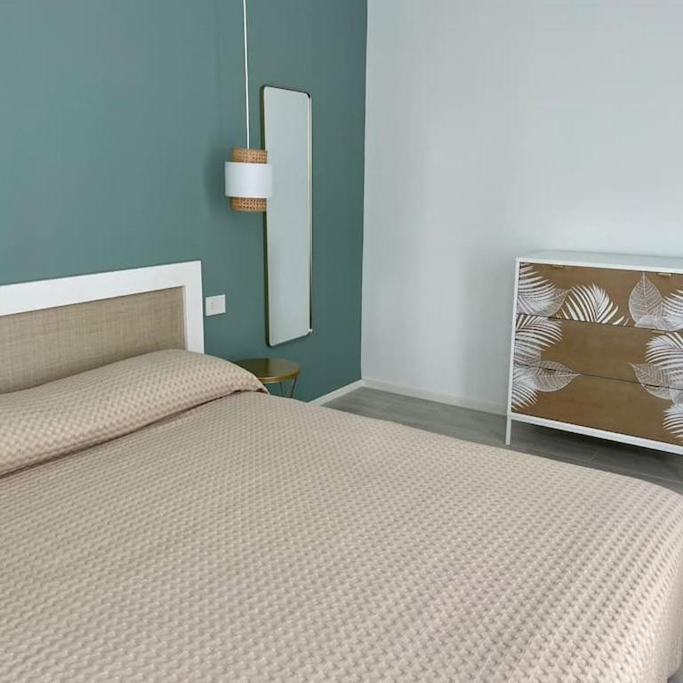 Luminoso, appena ristrutturato - Casa con 4 camere da letto - 10