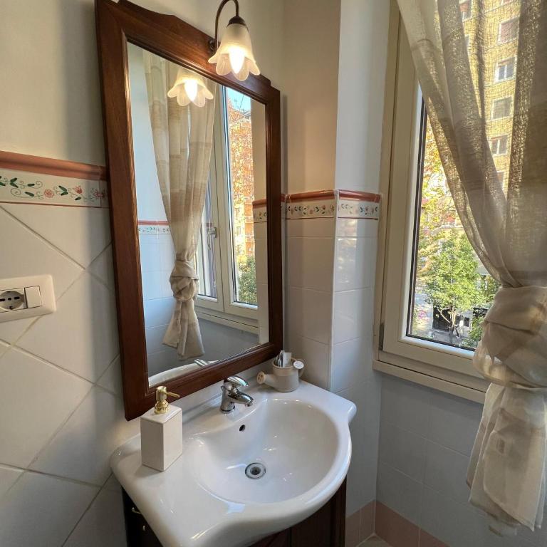 Maison Trionfale a 2 passi dal Vaticano - Appartamento con 2 Camere da Letto - 48