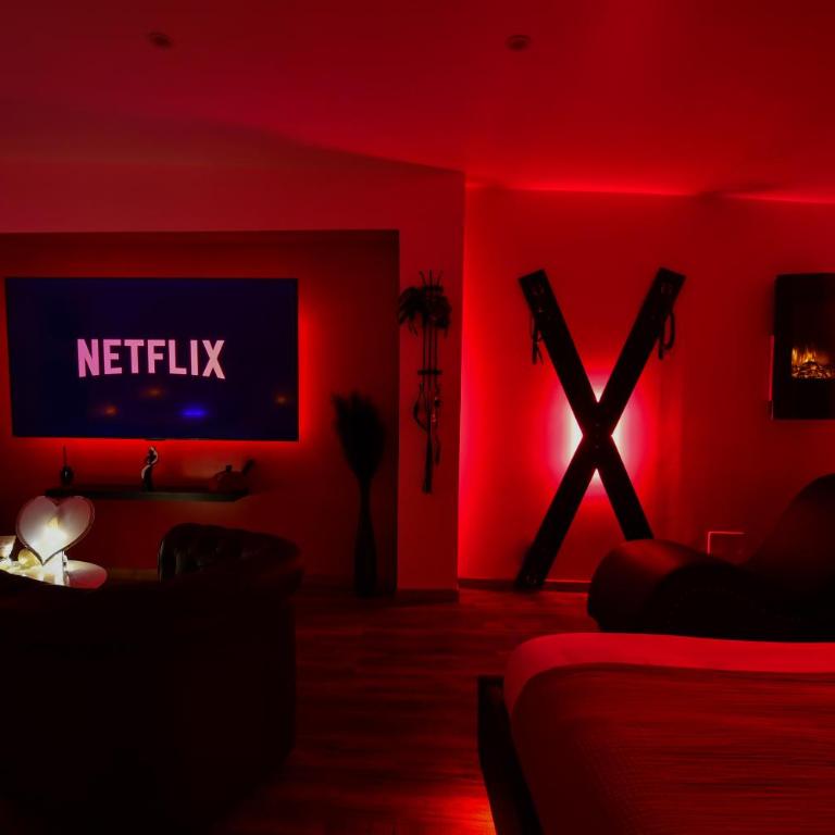 L'Arena - Love Room, Jacuzzi - Studio mit Whirlpool - 17