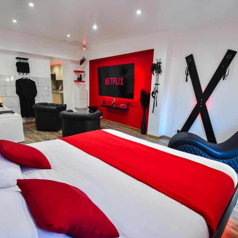 L'Arena - Love Room, Jacuzzi - Studio mit Whirlpool - 8