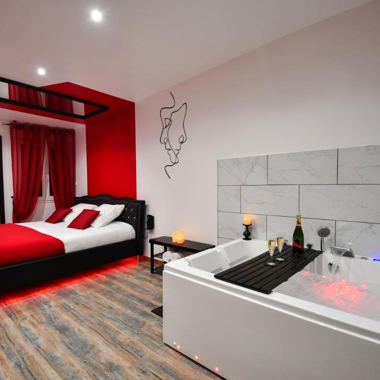 L'Arena - Love Room, Jacuzzi - Studio mit Whirlpool - 21