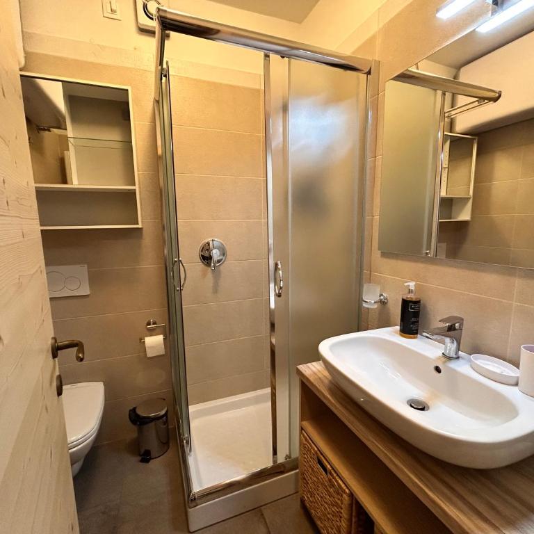 Central recently renovated apartment - Casa Tre Pini - Appartamento con 1 Camera da Letto - 12