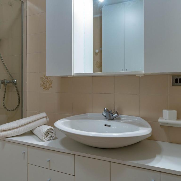 Trilo SaltaFoss - Appartamento con 2 Camere da Letto e con Vista Montagna - 30