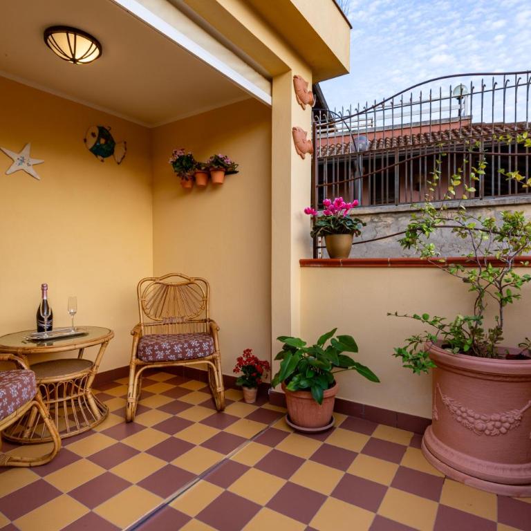 MCH Marina Charming House - Elegant Stay in Cagliari - Appartamento con 1 Camera da Letto e Terrazza - 48