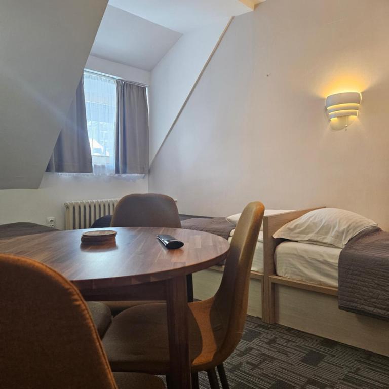 NevSki Apartments - Standard Studio - 4