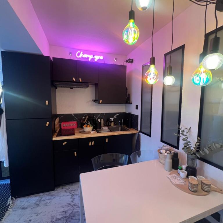 Idéal Cosy Lumineux Central calme Fonctionnel & Beau - Appartement 1 Chambre - 20
