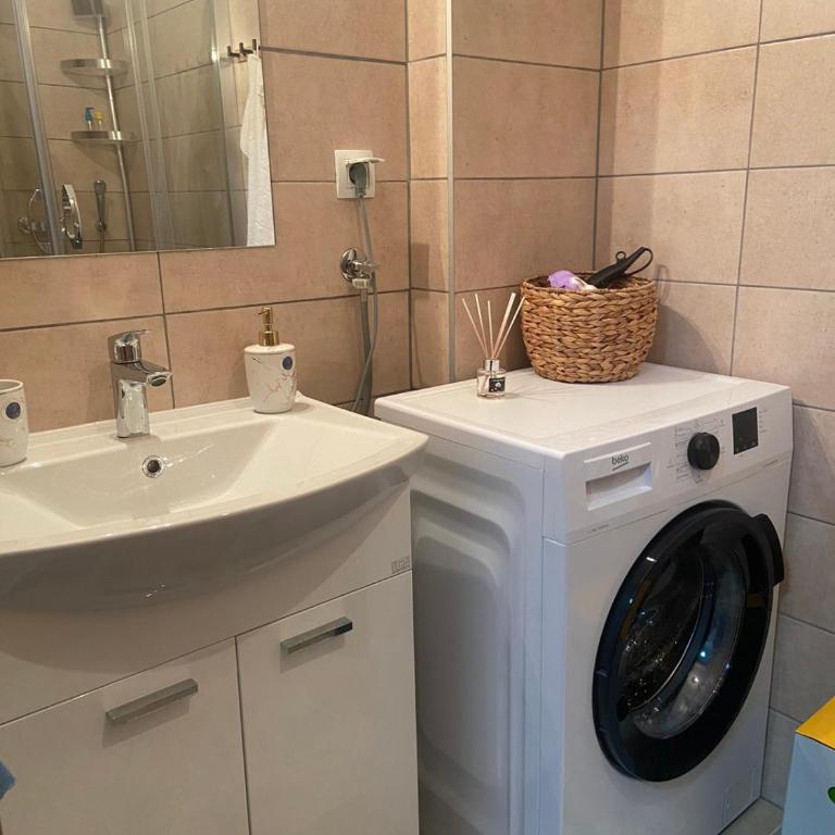 Sarajevo Apartment AMAJE - free parking - One-Bedroom Apartment - 9