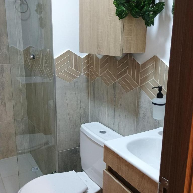 Alojamiento frente a Monserrate - Apartamento - 12