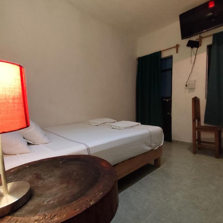 Alojamiento Ya'ax Nah - Family Room with Private Bathroom - 12