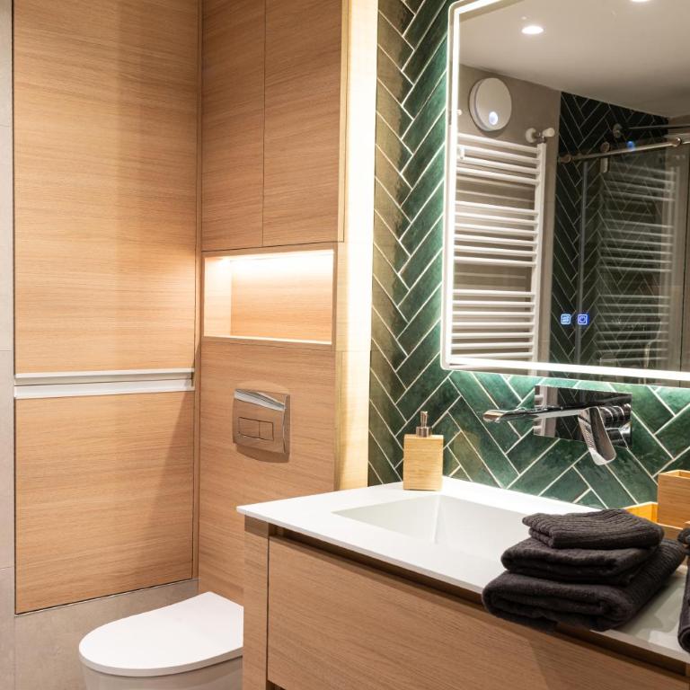 NEW Ama Apartment in the City Center with a Fantastic View - Apartman sa 2 Spavaće Sobe - 4