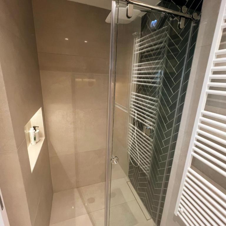 NEW Ama Apartment in the City Center with a Fantastic View - Apartman sa 2 Spavaće Sobe - 17