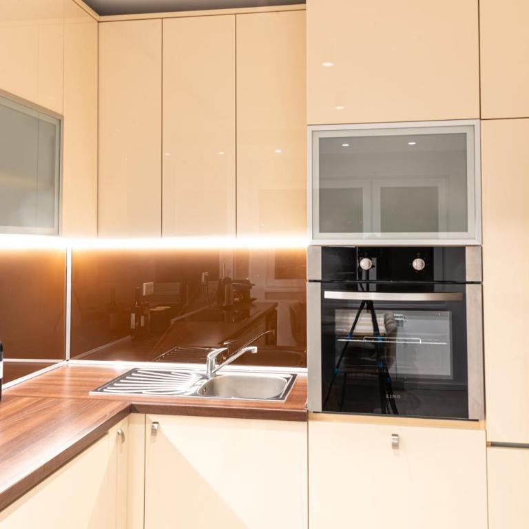 NEW Ama Apartment in the City Center with a Fantastic View - Apartman sa 2 Spavaće Sobe - 26