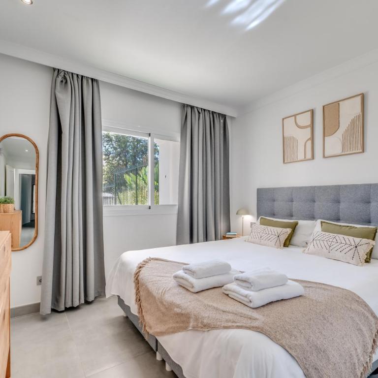 Calma House Aloha Gardens Marbella by VPS - Apartamento Deluxe de 2 dormitorios con vistas al jardín - 3
