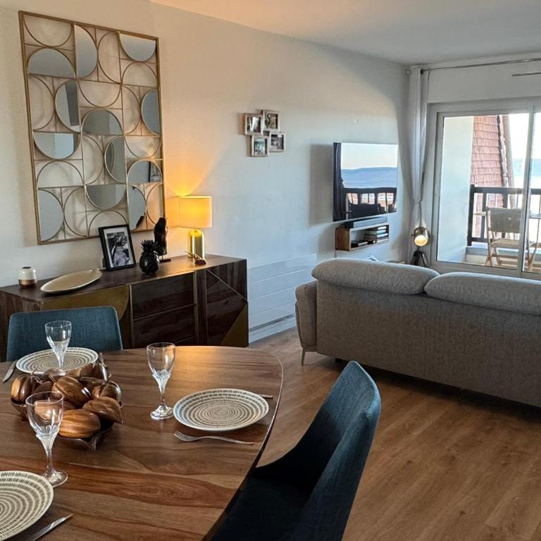 Appartement rénové 3 pièces, balcon vue mer, parking, internet, pour 4 pers. - FR-1-487-376 - Appartement - 7