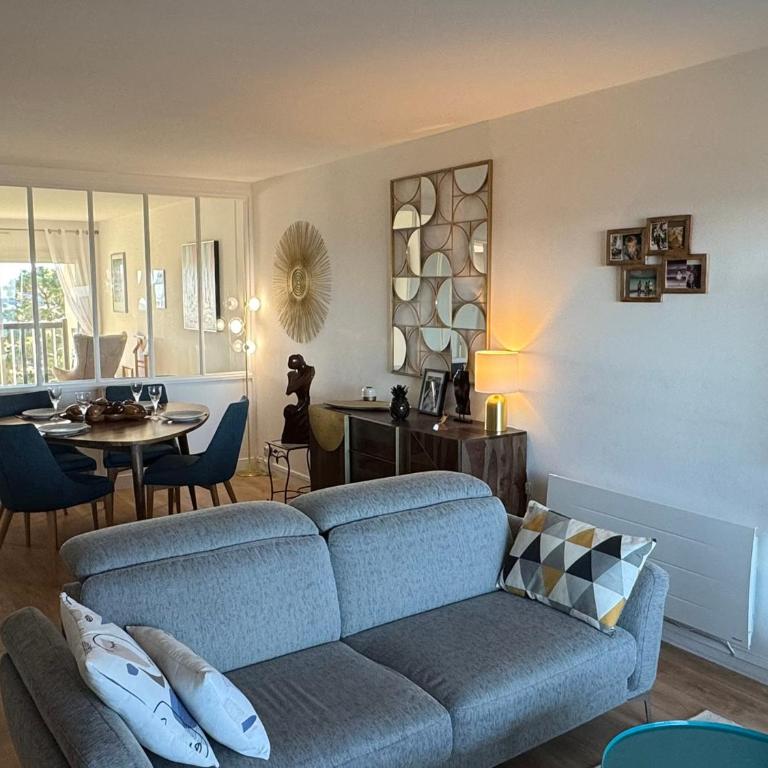 Appartement rénové 3 pièces, balcon vue mer, parking, internet, pour 4 pers. - FR-1-487-376 - Appartement - 10