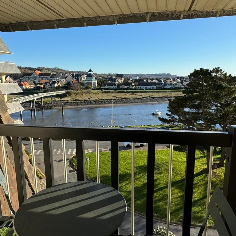 Appartement rénové 3 pièces, balcon vue mer, parking, internet, pour 4 pers. - FR-1-487-376 - Appartement - 14
