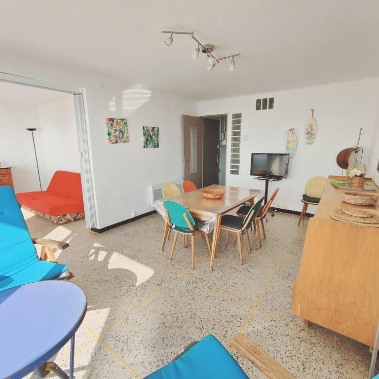 Appartement 6 pers, accès plage, parking sécurisé - FR-1-781-69 - Apartment - 4