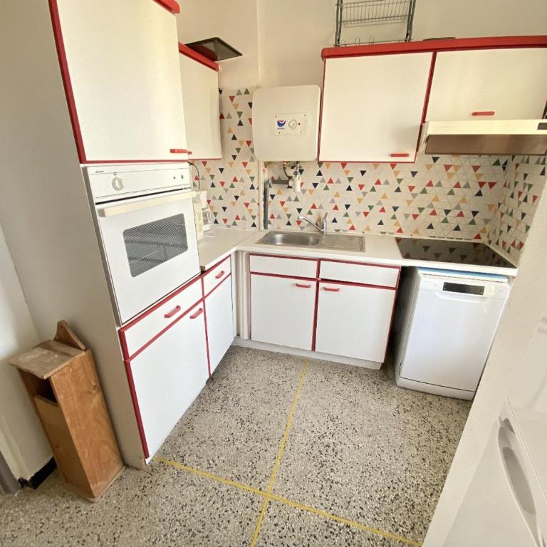 Appartement 6 pers, accès plage, parking sécurisé - FR-1-781-69 - Apartment - 7