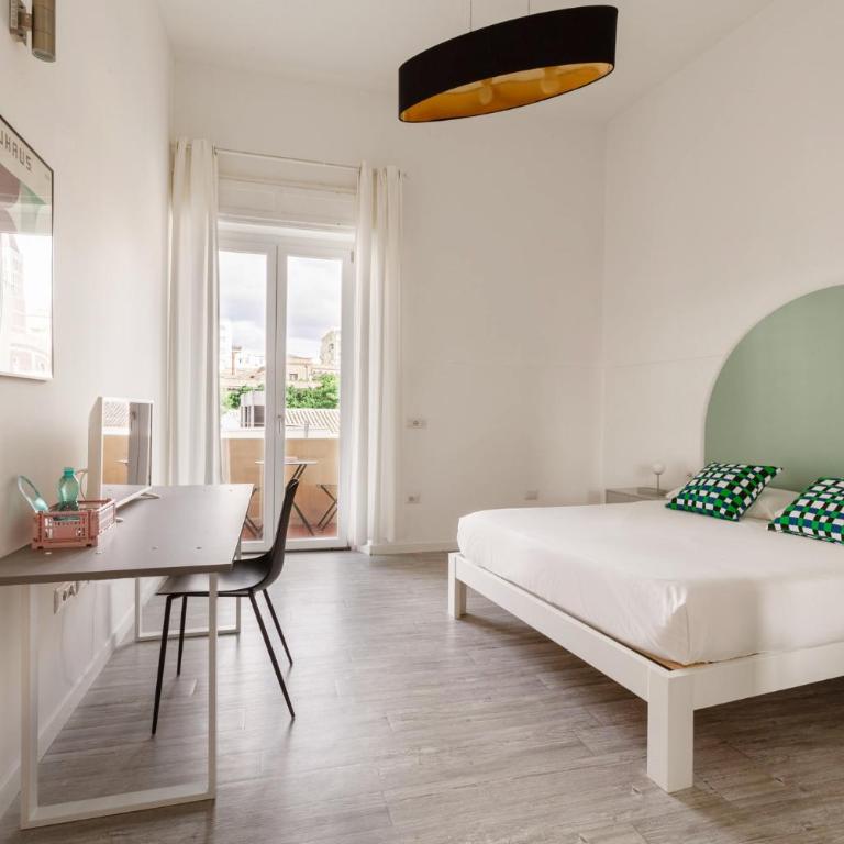 Spacebility City - self check-in - Deluxe Double Room with Balcony - 5