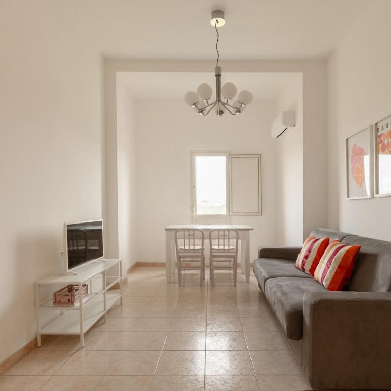Spacebility Airport - self check-in - Apartment with Balcony - 33