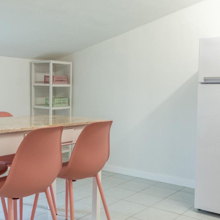Spacebility Airport - self check-in - Apartment with Balcony - 16