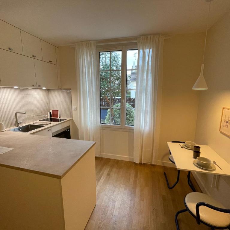 Ajania, Appt avec parking et petit jardin privé - Appartement 1 Chambre - 11