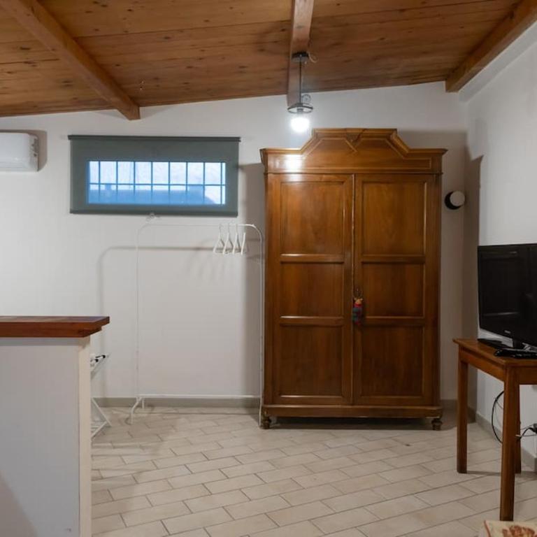 Casa DanteMini casa Fiera di Roma Piana Del SoleRm Fiumicino - Apartment mit 1 Schlafzimmer - 60