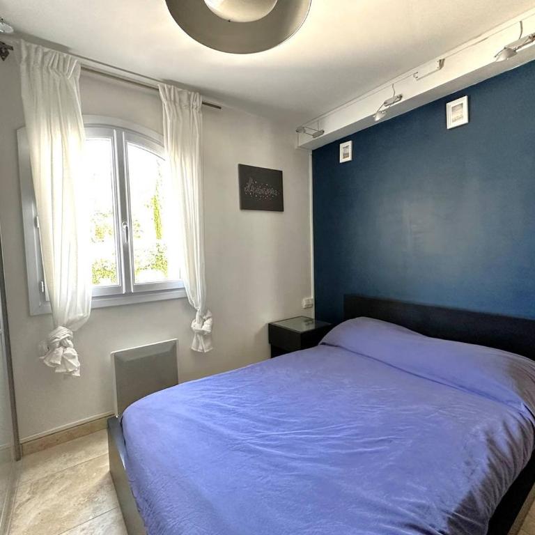 Villa Cigalou pour 8 personnes avec piscine chauffée et petite vue mer au domaine de Valcros à La Londe les Maures - Casa de 4 dormitorios - 16