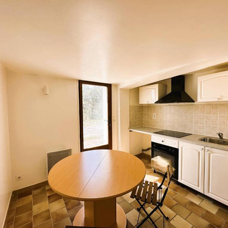 Villa Cigalou pour 8 personnes avec piscine chauffée et petite vue mer au domaine de Valcros à La Londe les Maures - Casa de 4 dormitorios - 21