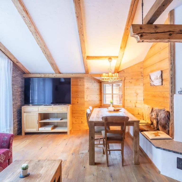 URALP Royal by Hello Fewo Apartments - Appartamento con 2 Camere da Letto e con Vista Montagna - 2