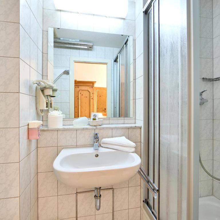 Hotel Drei Mohren - Einzelzimmer - 4