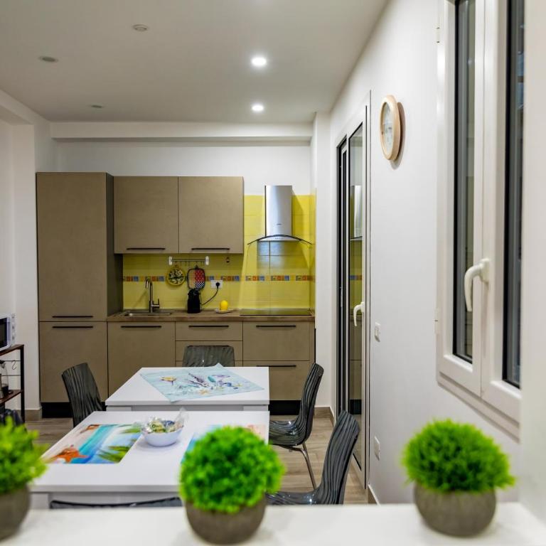 La Terrazza sul Mare Modern Apartment - Two-Bedroom Apartment with Terrace and Sea View - 5